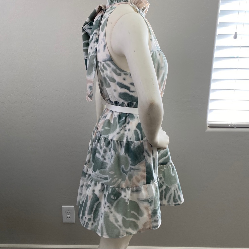 Dress - Picture 5 of 5